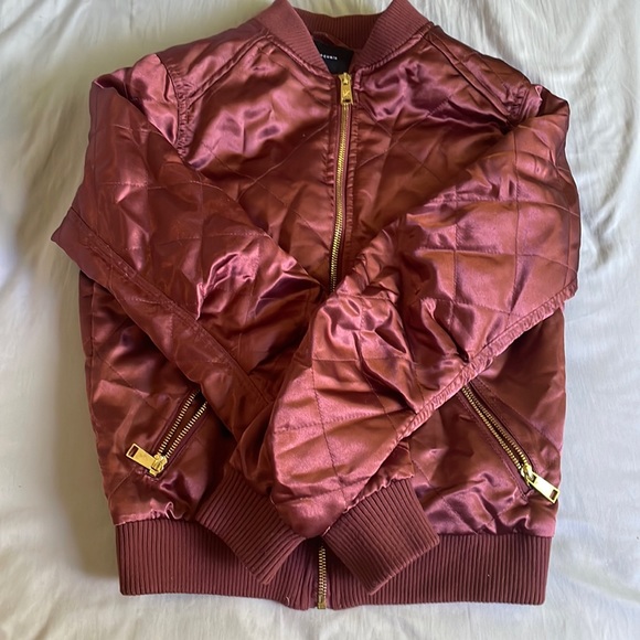 Quilted burgundy bomber jacket - Picture 1 of 1